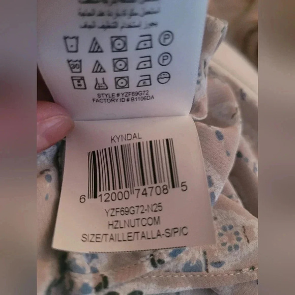 BCBGMaxAzria | Kyndal Dramatic High-Low Asymmetrical Tapestry Dress Size Small - Picture 12 of 14